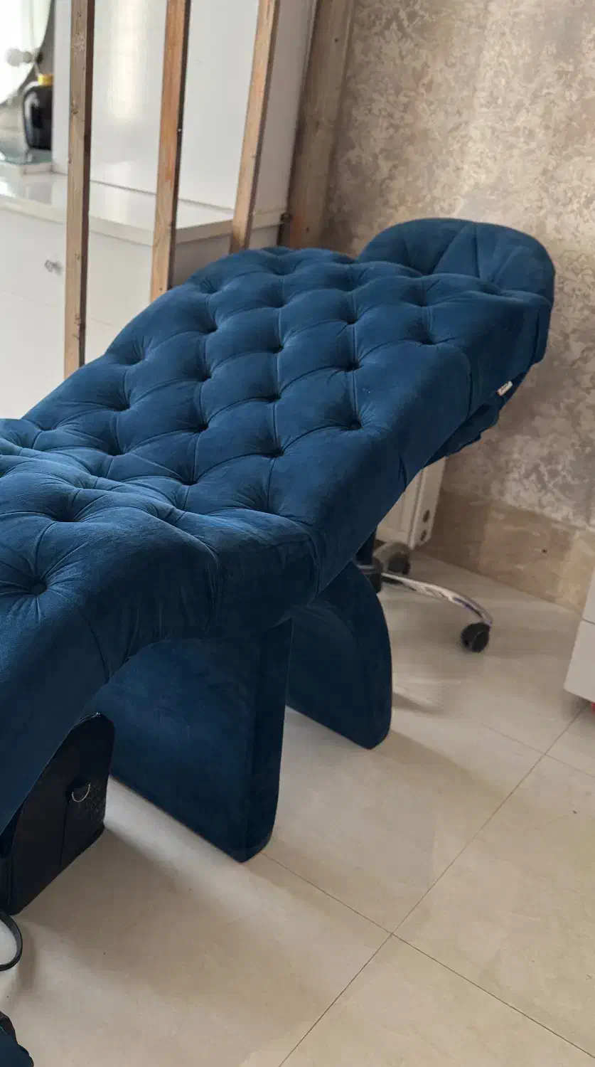 اجاره تخت در سالن زیبایی|خدمات آرایشگری و زیبایی|اردبیل, |دیوار