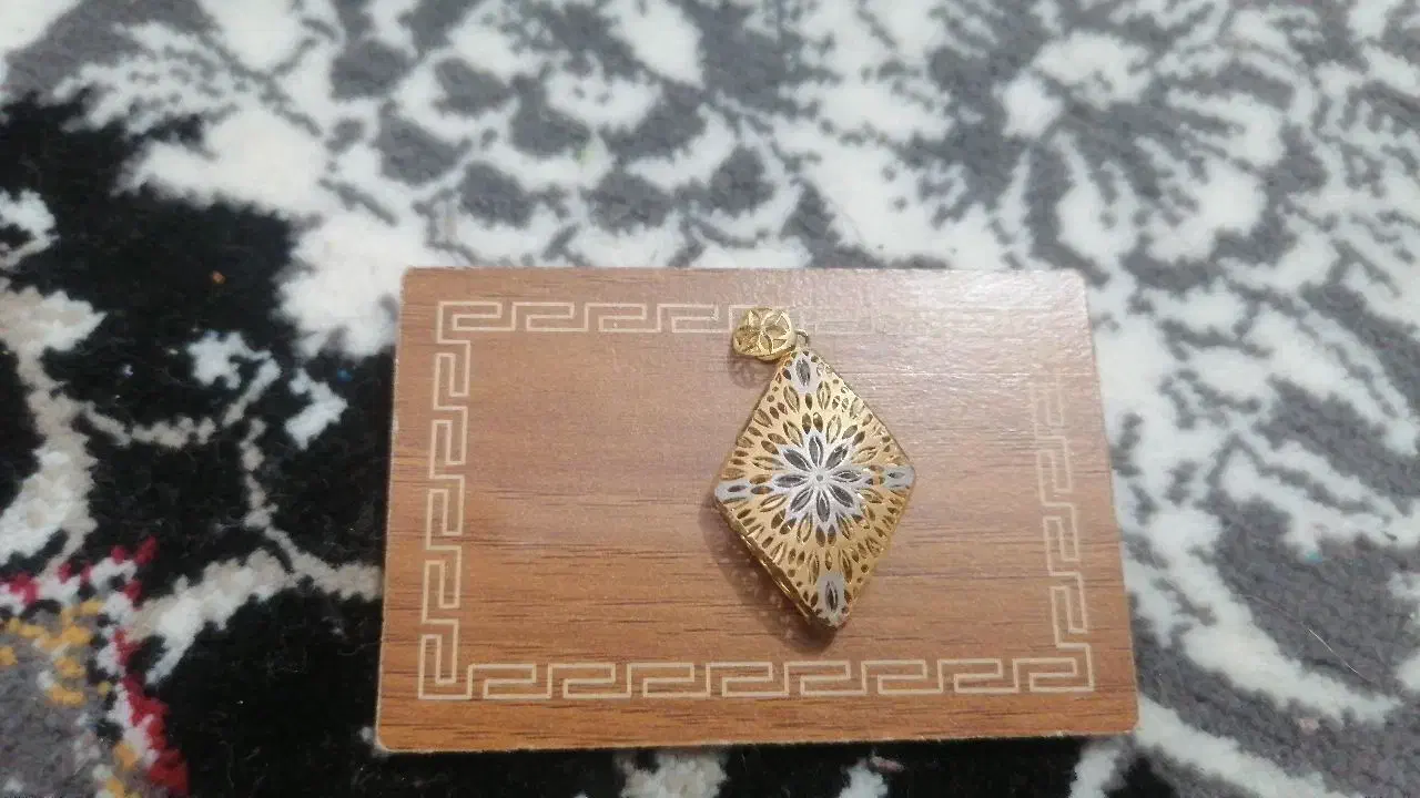 طلا باقیمت بالای تابلو باسود 4%|جواهرات|بیرجند, |دیوار