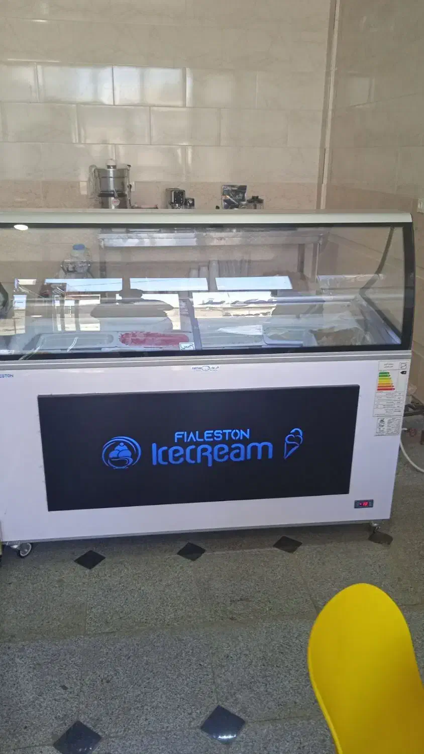 فرقنادی دیس یخچال بستنی|کافیشاپ و رستوران|تیکمه داش, |دیوار