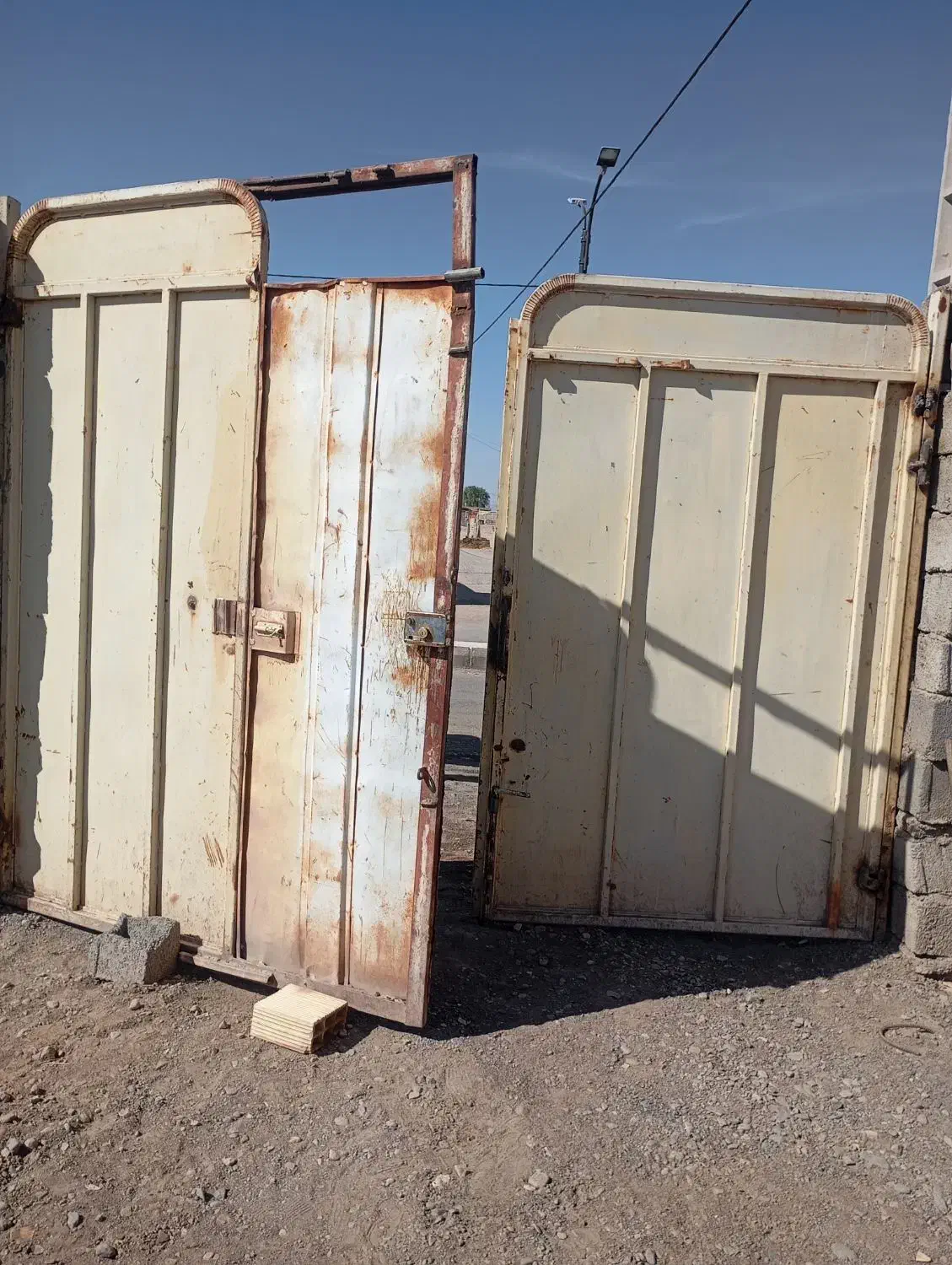 درب حیاط|مصالح و تجهیزات ساختمان|بم, |دیوار