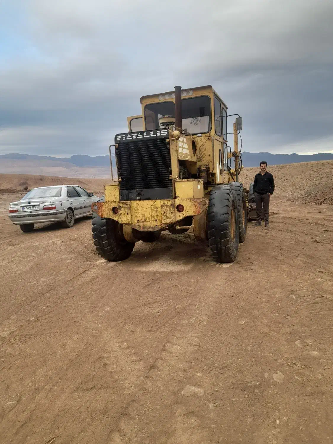گریدرکمنز مدل 71همه قطعات فابریک میلنگ استاندار|خودرو سنگین|تهران, منیریه|دیوار