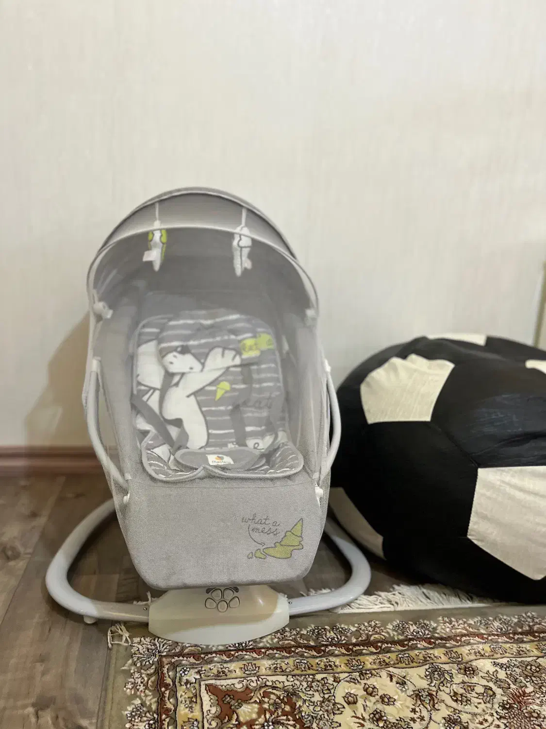 گهواره برقی ماستلا|تخت و صندلی بچه|قزوین, |دیوار