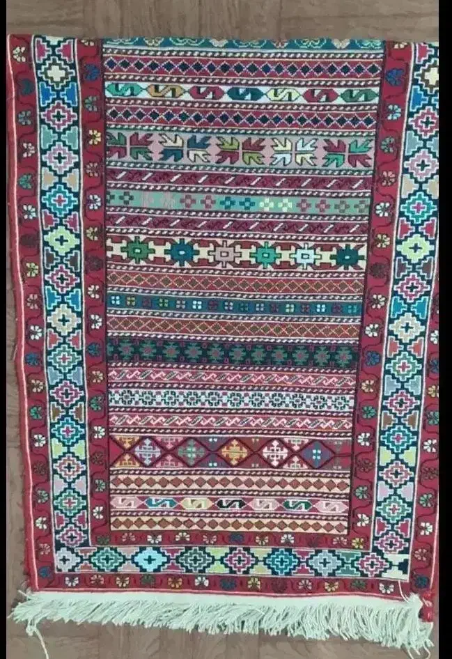 گلیم ورنی|گلیم، جاجیم، گبه|تبریز, |دیوار