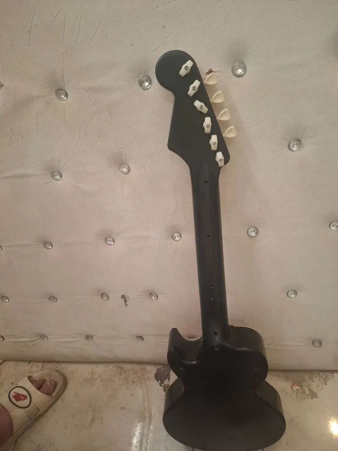 ۳تاروگیتار|گیتار، بیس، امپلیفایر|شاهدشهر, |دیوار