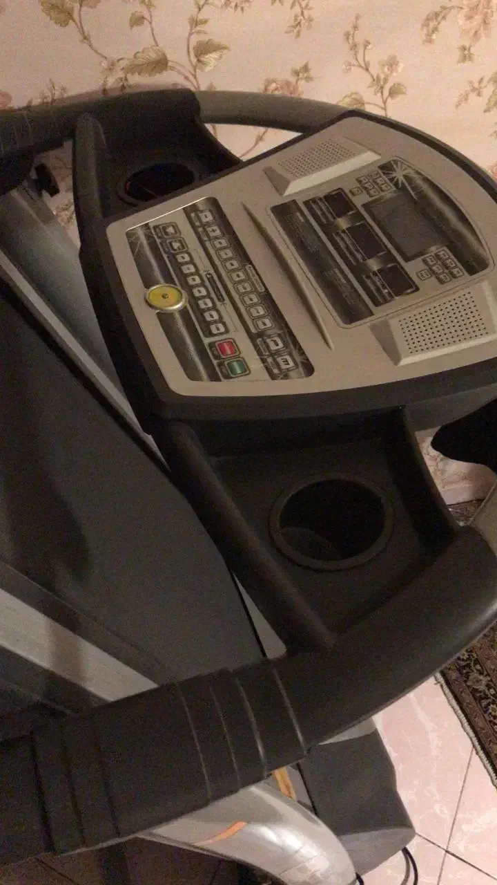 ترد میل برند درحد نو|تجهیزات ورزشی|تهران, کوی بیمه|دیوار