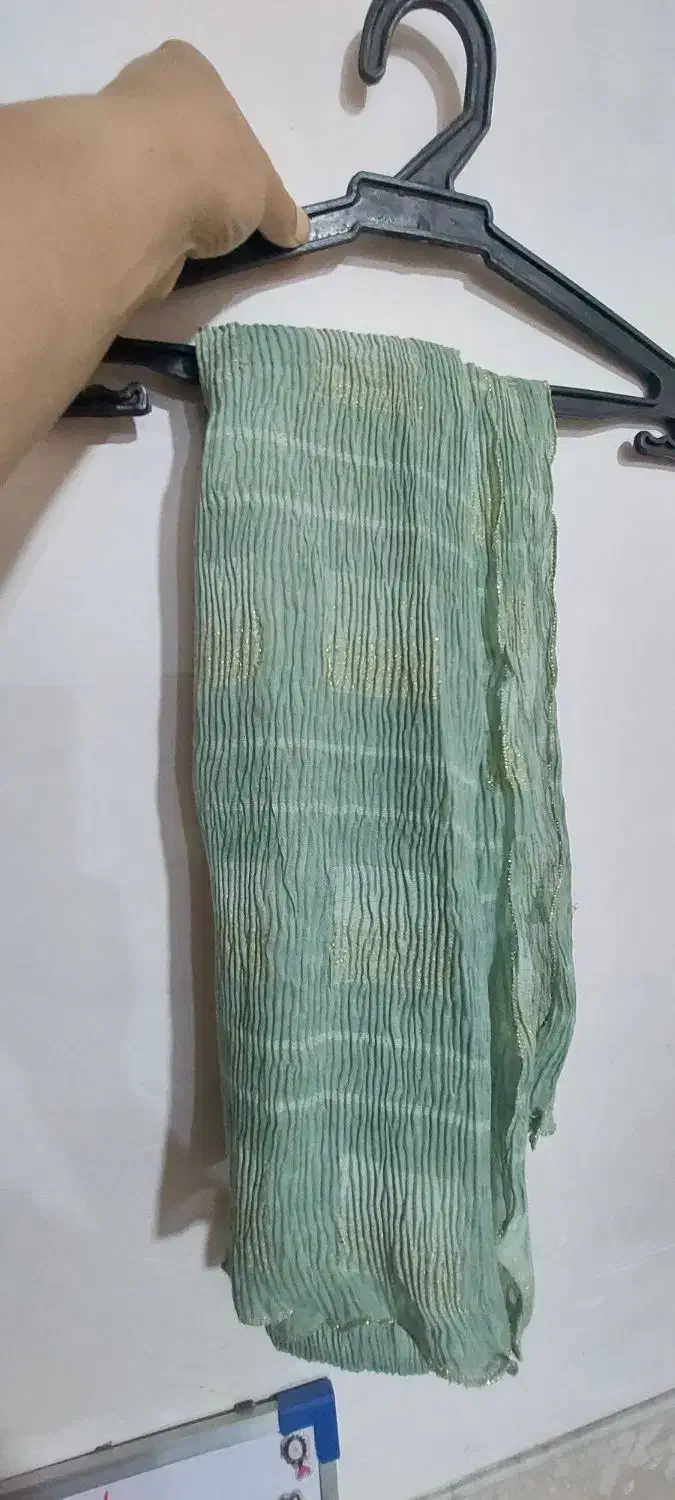 شال کاهویی نو|لباس|کاشان, معلم|دیوار