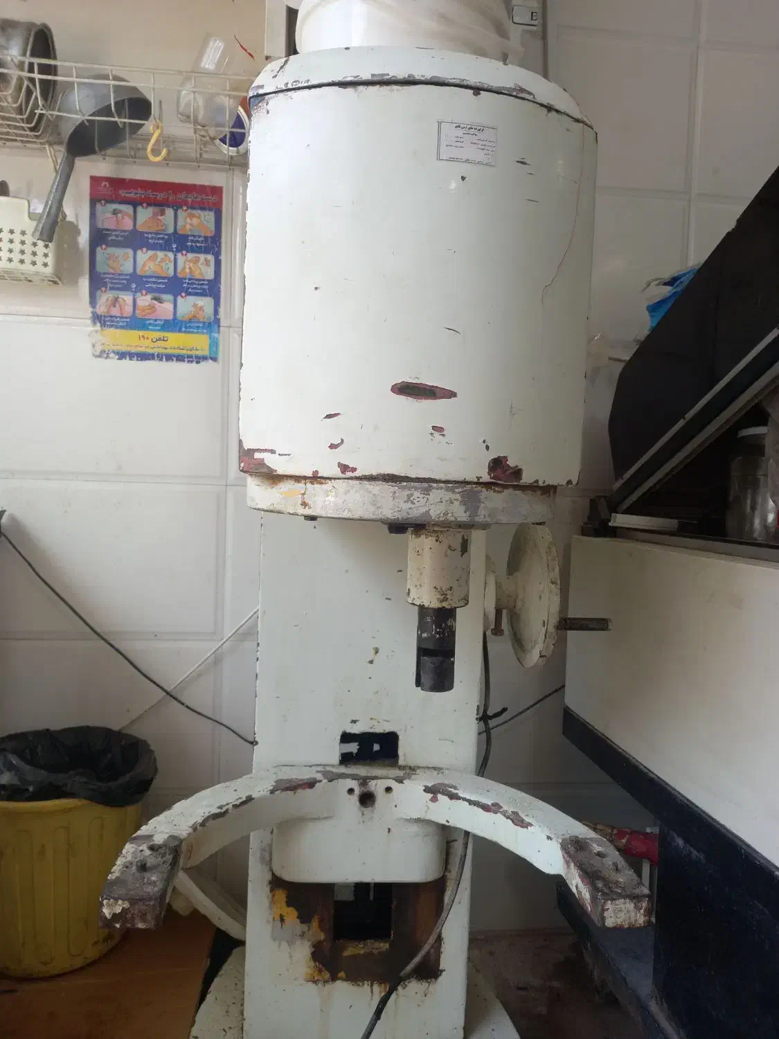 تعمیر انواع دستگاه سوهان‌پزی سیار در قم|ماشین‌آلات صنعتی|قم, زند آباد|دیوار