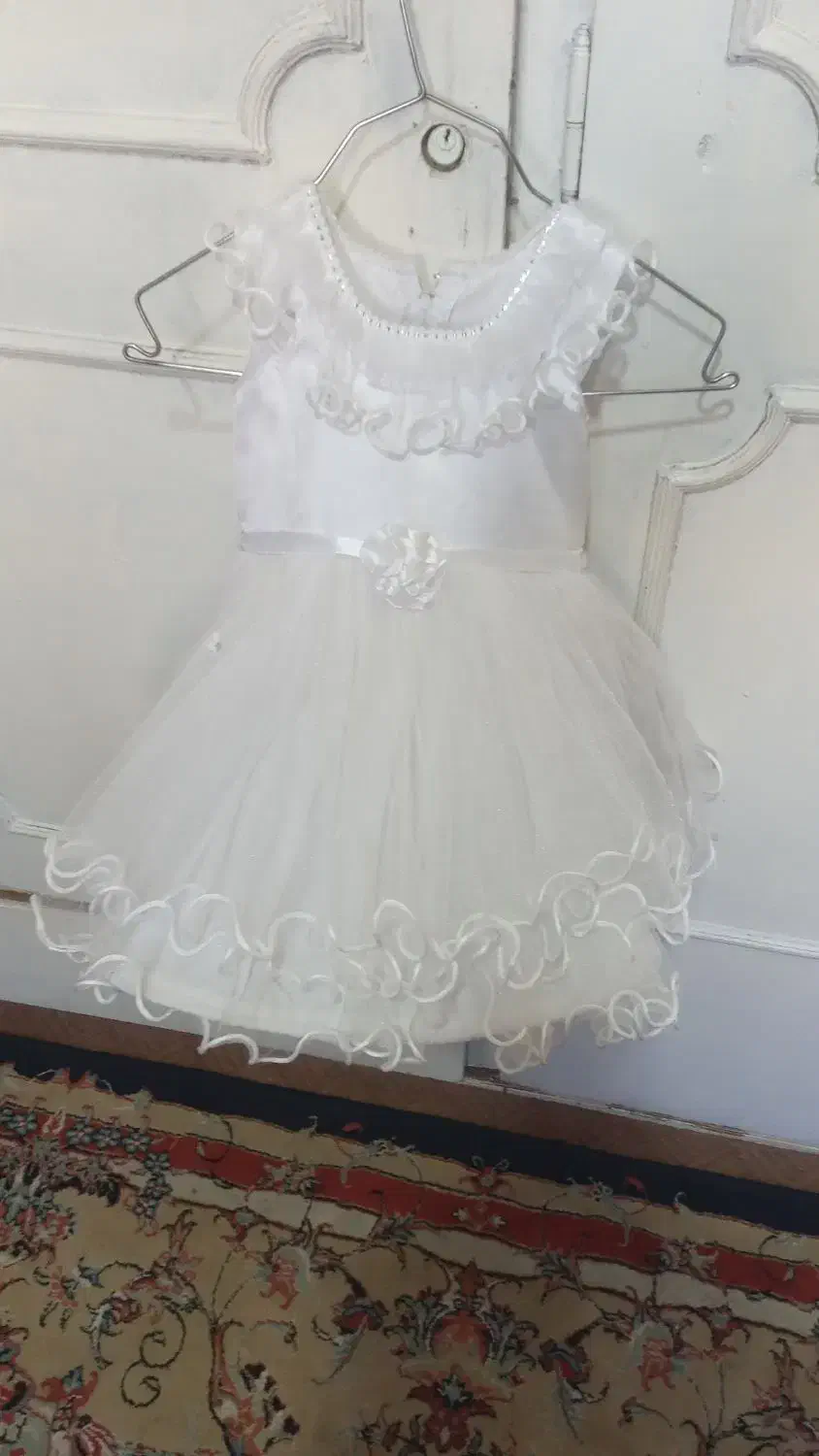 لباس|لباس|بروجرد, |دیوار