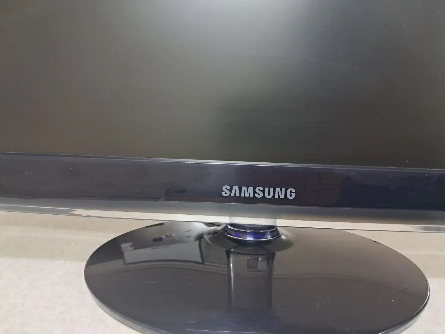 مانیتور سامسونگ|قطعات و لوازم جانبی رایانه|قم, ولیعصر|دیوار