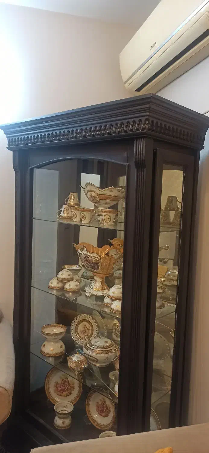 بوفه چوبی و شیشه ای|بوفه، ویترین، کنسول|نکا, |دیوار