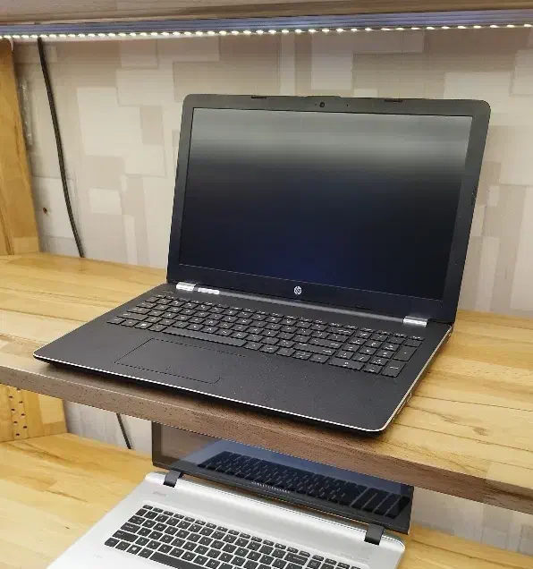 لپتاپhpاقتصادی/صفحه لمسی/مناسب همه امور روزمره|رایانه همراه|تبریز, |دیوار