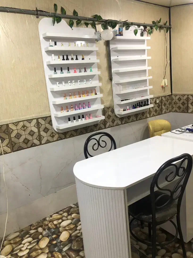 کار|آرایشگاه و سالن‌های زیبایی|قائم‌شهر, |دیوار