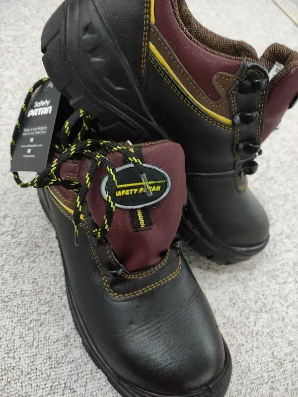 کفش ایمنی مارک|کیف، کفش، کمربند|بندر کنگان, |دیوار