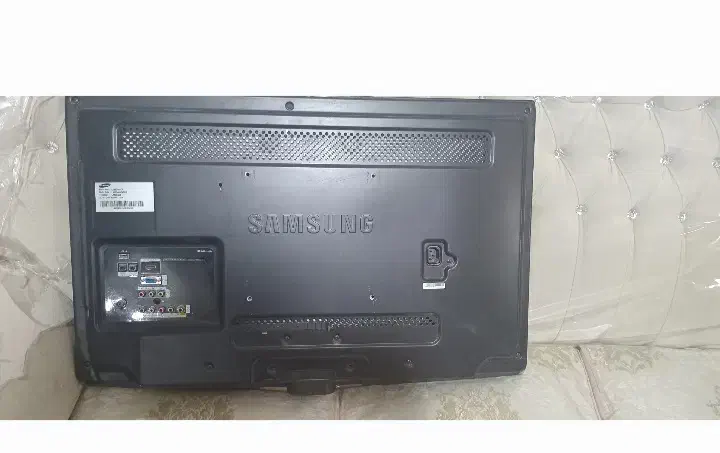 تلویزیون ۳۲اینچ سامسونگ|تلویزیون و پروژکتور|گلبهار, شهر جدید گلبهار|دیوار