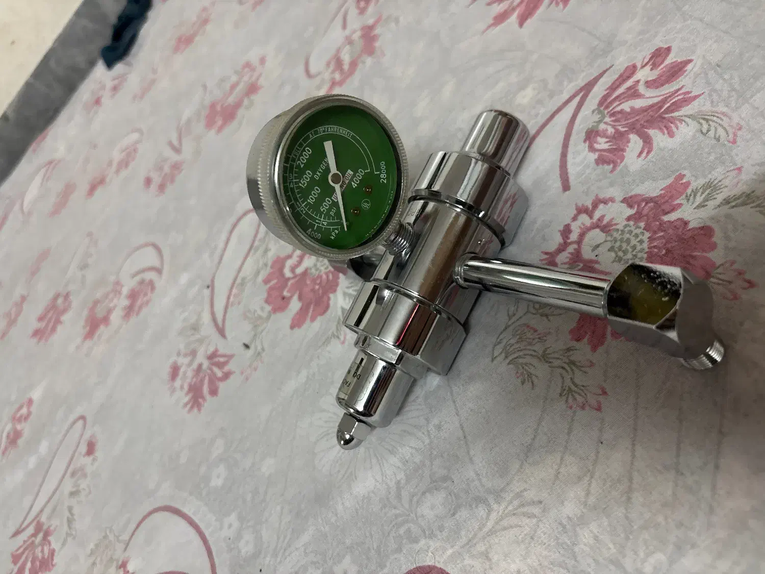 مانومتر واصل اکسیژن برند هریس|پزشکی|قم, ارم|دیوار