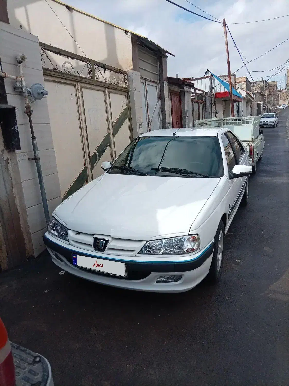 یک دستگاه پژو پارس|خودرو سواری و وانت|میانه, |دیوار