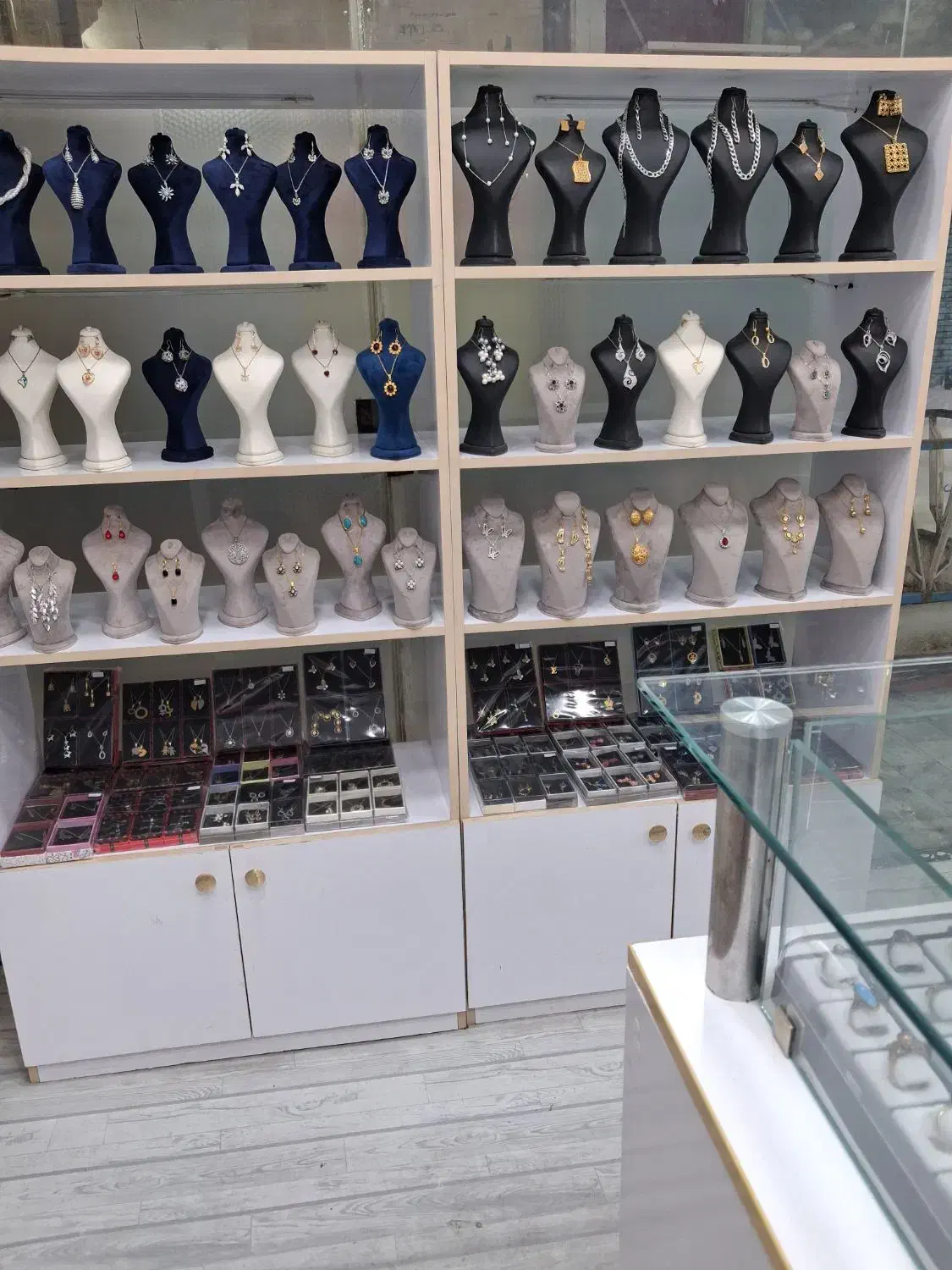 فروش بدلیجات درجه یک با تنوع بالا|بدلیجات|رشت, بازار|دیوار