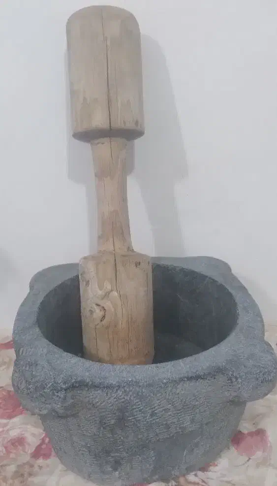 هاونگ سنگی|کلکسیون اشیاء عتیقه|مشهد, فلسطین|دیوار