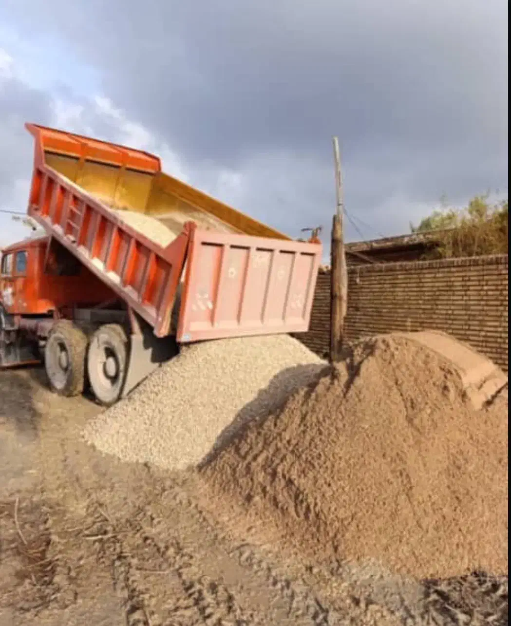 شن و ماسه ۱۰ چرخ|مصالح و تجهیزات ساختمان|آبادان, |دیوار