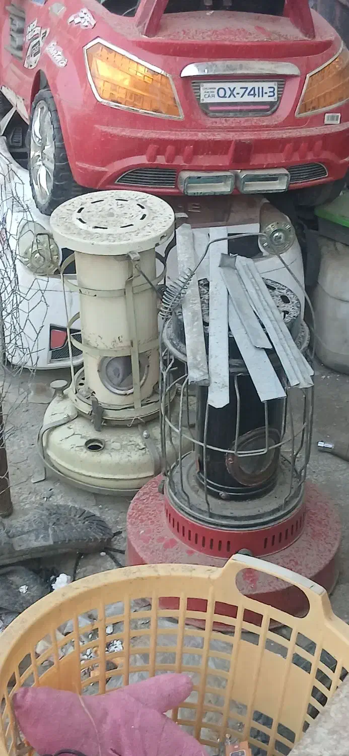 چراغ قدیمی|کلکسیون اشیاء عتیقه|ملایر, |دیوار