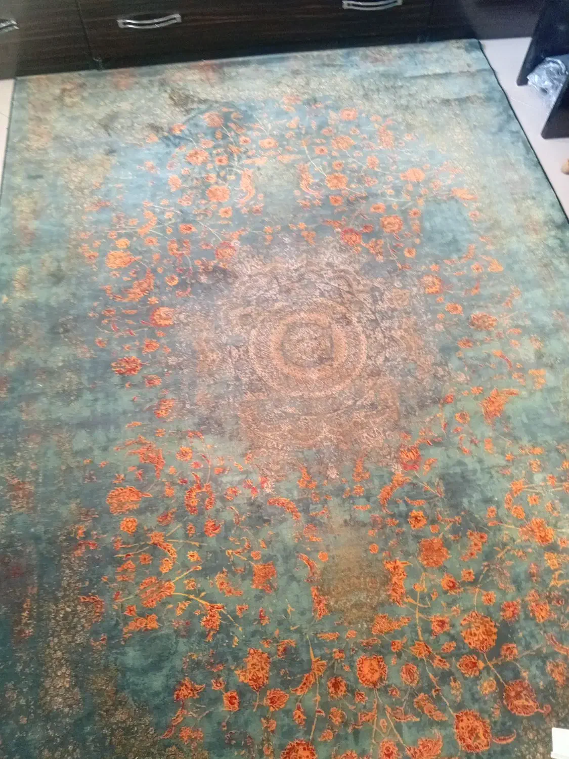 فرش اطاق خواب 1200 شانه مشهد تراکم 3000 (نو آکبند)|فرش|تهران, مشیریه|دیوار