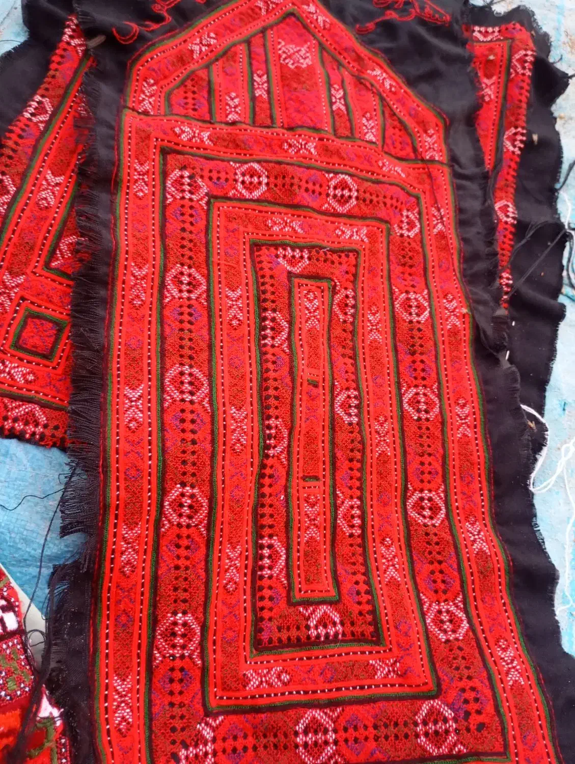 دوچگر جوک|لباس|خاش, |دیوار