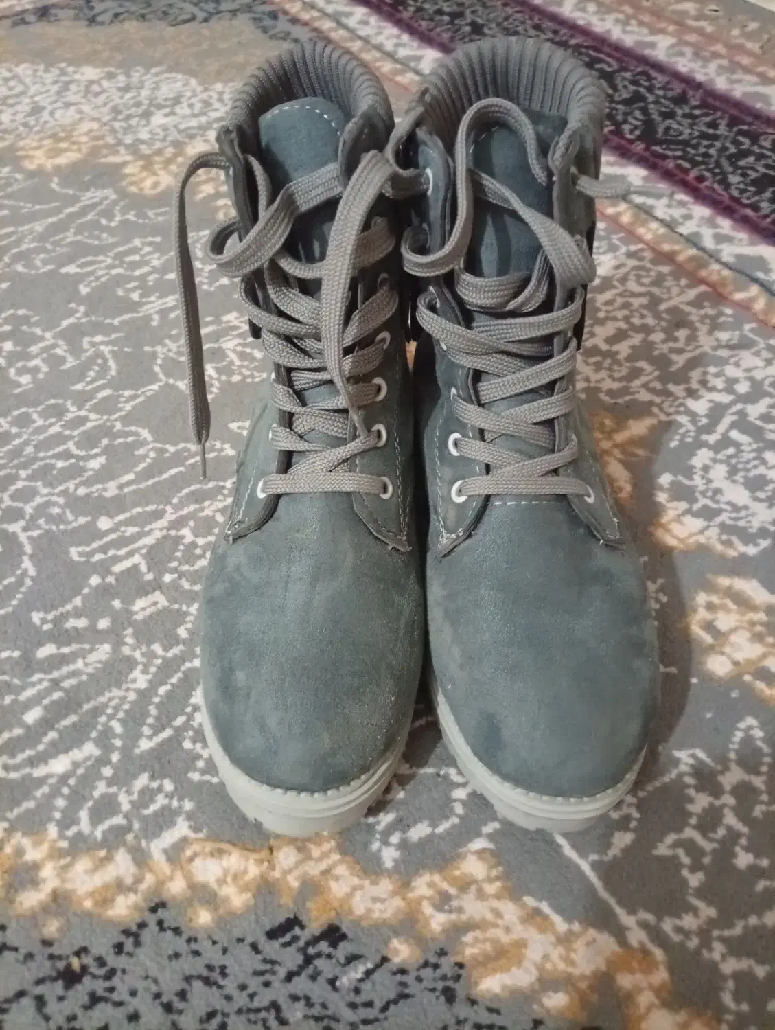 کفش|کیف، کفش، کمربند|سمنان, |دیوار