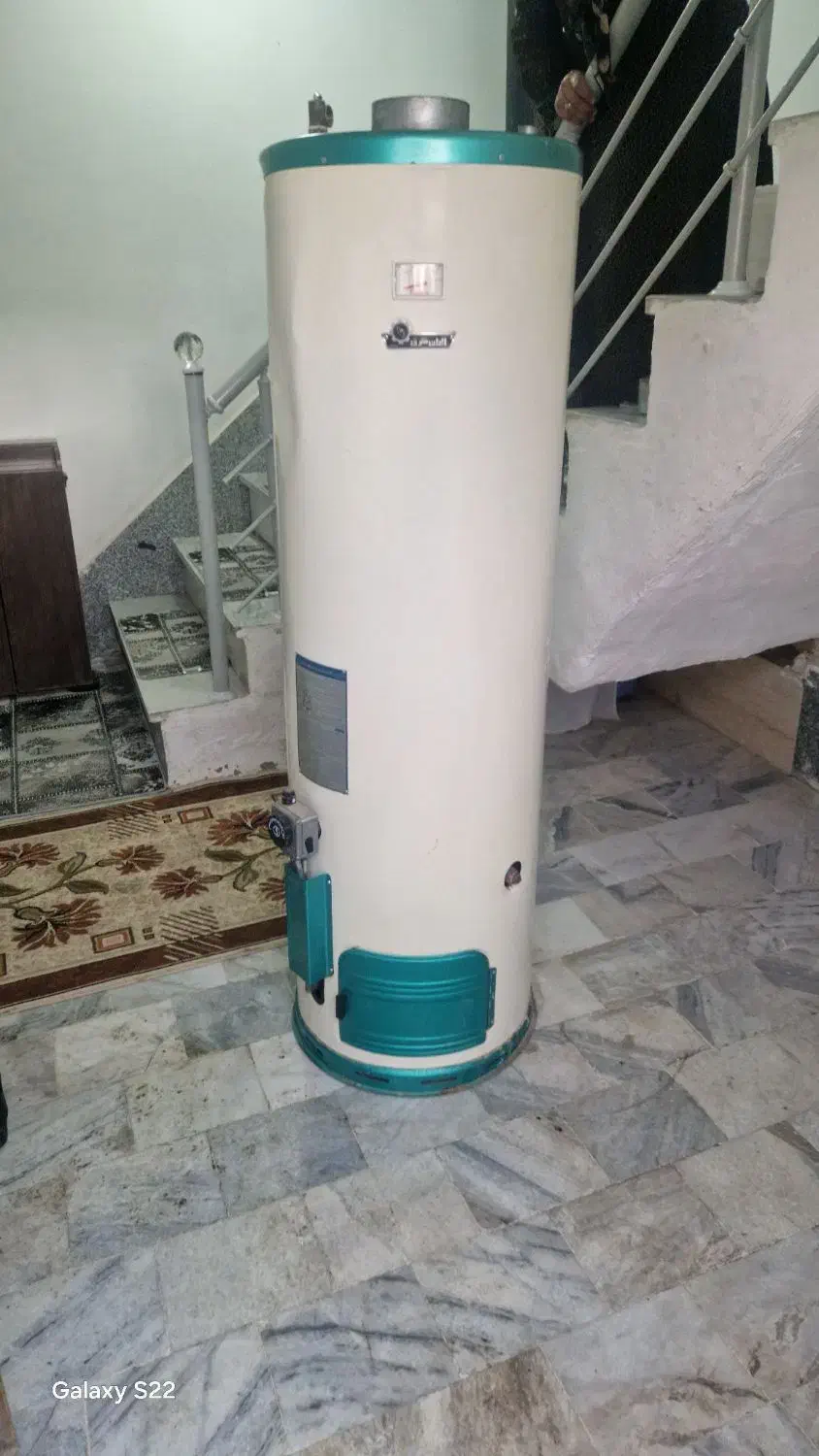 آبگرمکن ایستاده|آبگرمکن، پکیج، شوفاژ|دهگلان, |دیوار