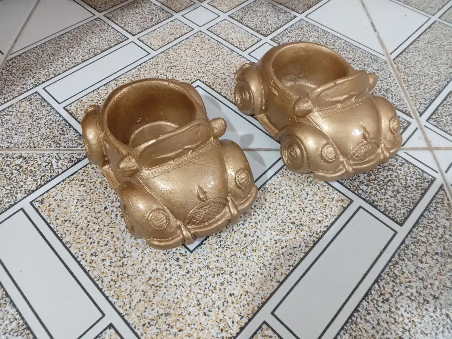 گلدان طرح ماشین|صنایع دستی و سایر لوازم تزئینی|آران و بیدگل, |دیوار