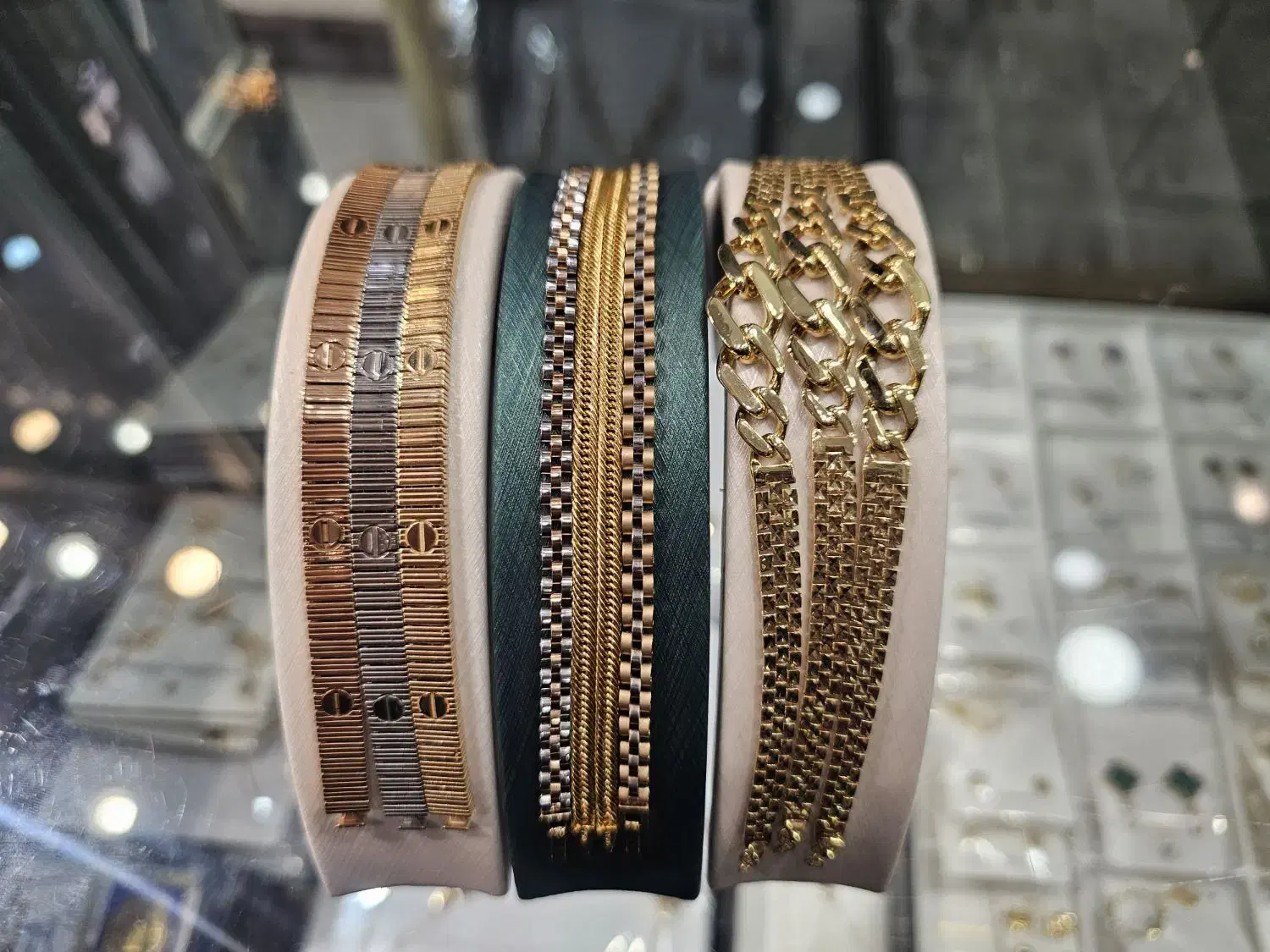 انواع دستبند طلا|جواهرات|اصفهان, نقش جهان|دیوار