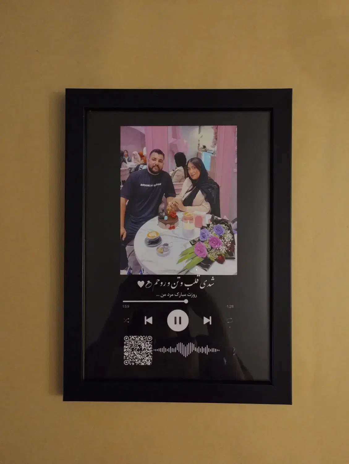 تابلو سالگرد موزیکال و ..|تابلو، نقاشی، عکس|بندر گز, |دیوار