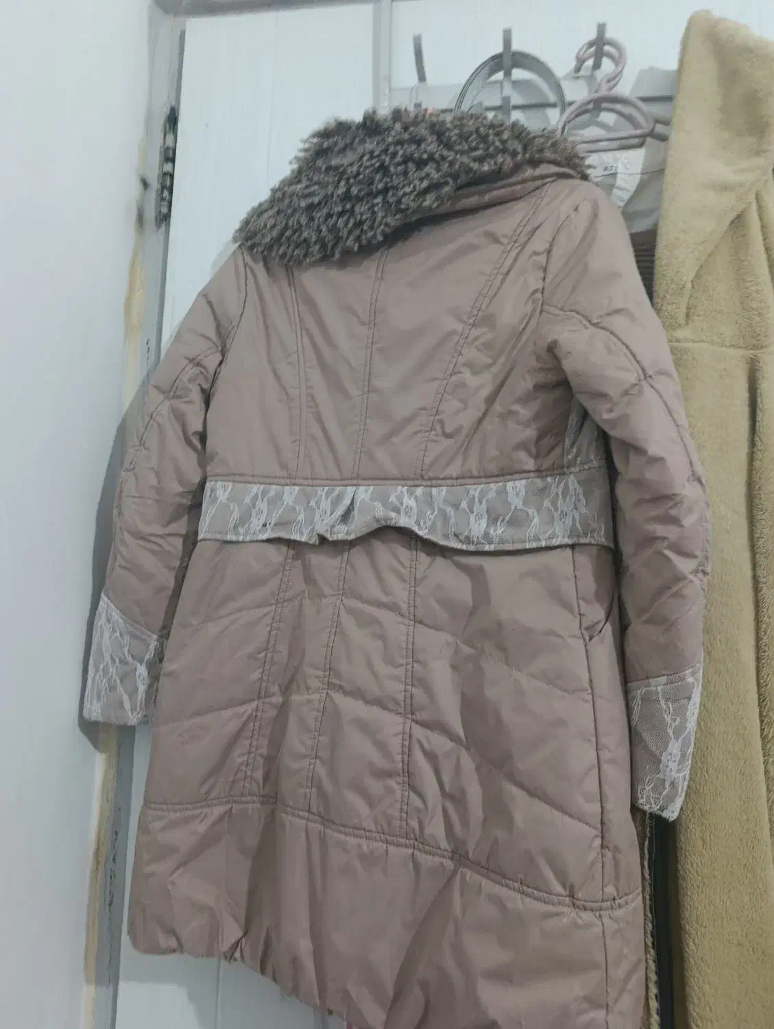 کاپشن خارجی تو کرک|لباس|رامسر, |دیوار