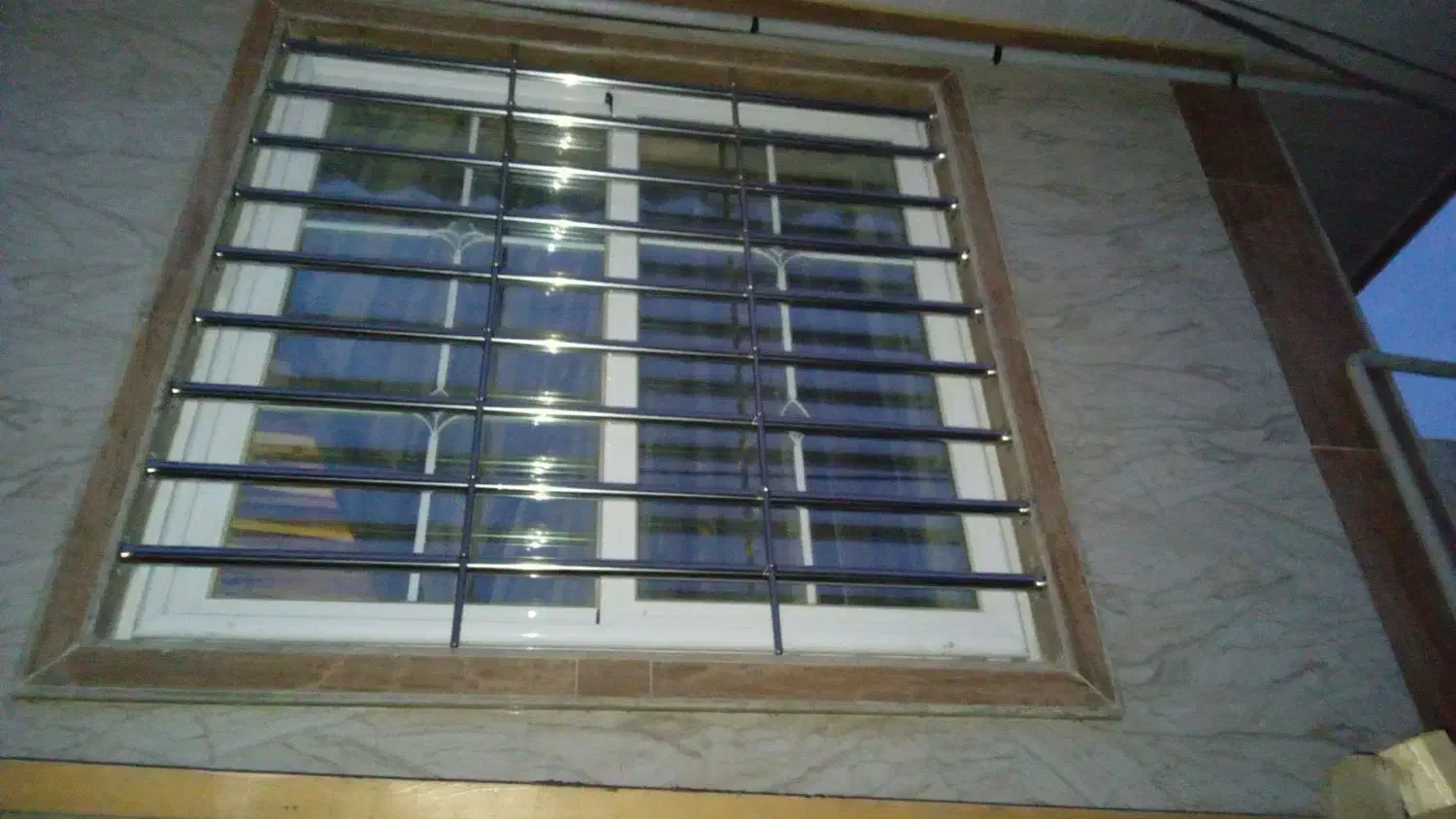 نرده اسیل پوریا|خدمات پیشه و مهارت|آستانه اشرفیه, |دیوار