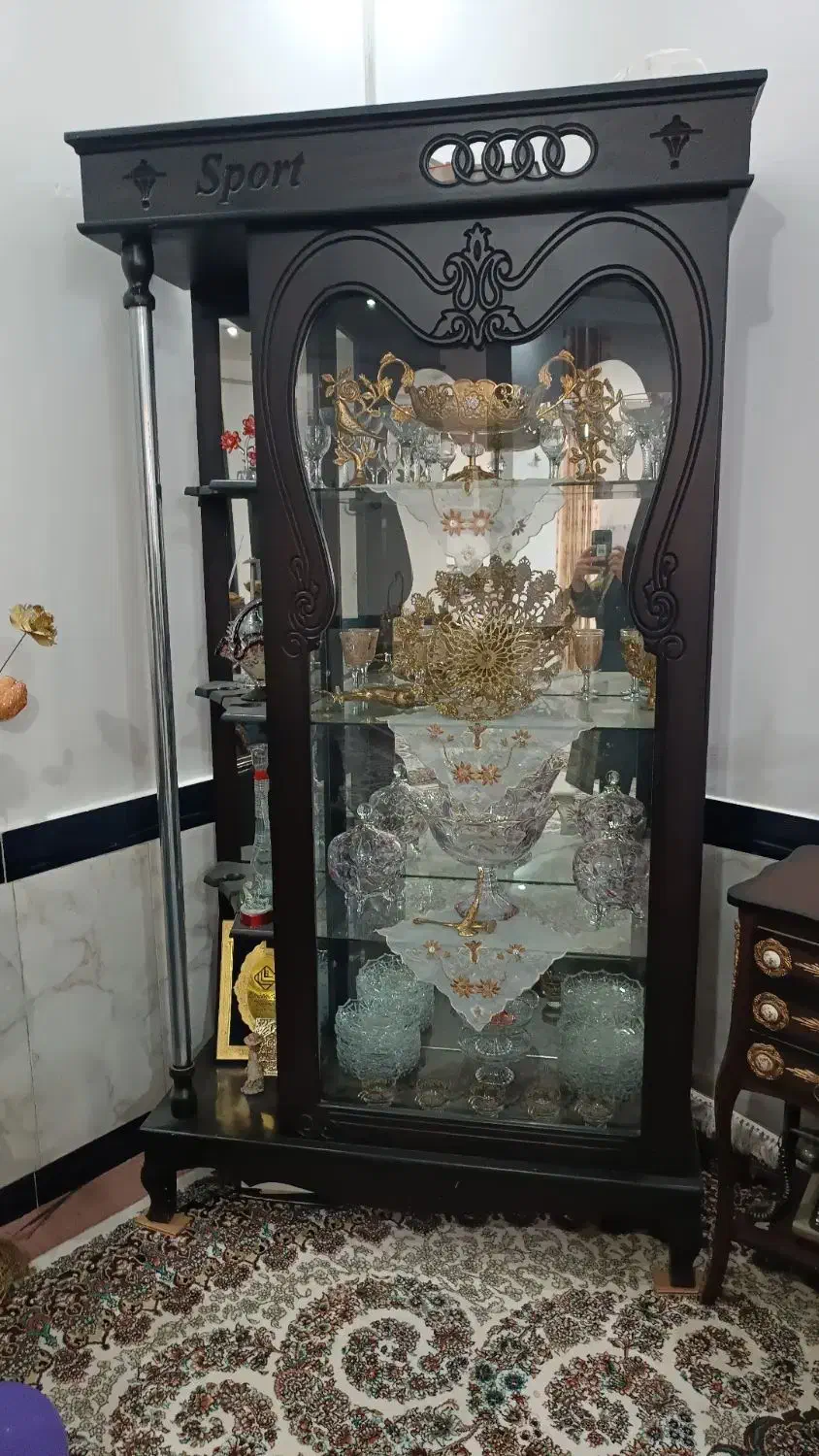 بوفه در حدنو قابل معاوضه نیستم قیمت ۲،۰۰۰،۰۰۰تومان|بوفه، ویترین، کنسول|میاندوآب, |دیوار