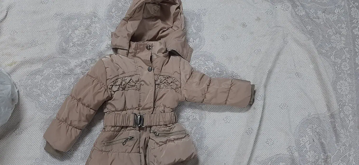 کاپشن دخترانه|کفش و لباس بچه|ری, علایین|دیوار