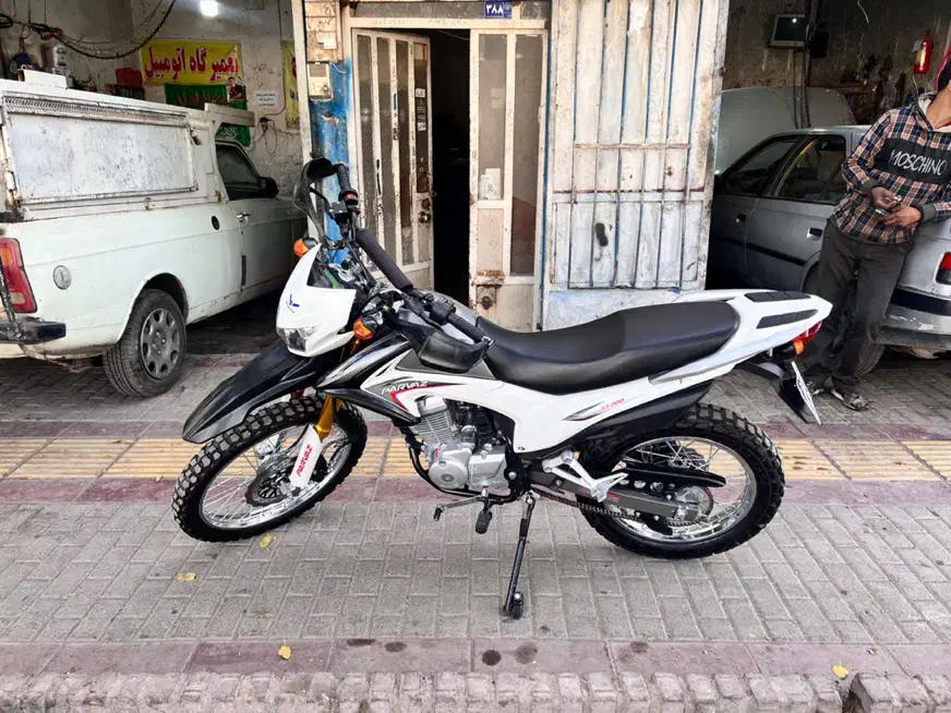 تریل پرواز ۲۰۰|موتورسیکلت|مشهد, مصلی (کارمندان اول)|دیوار