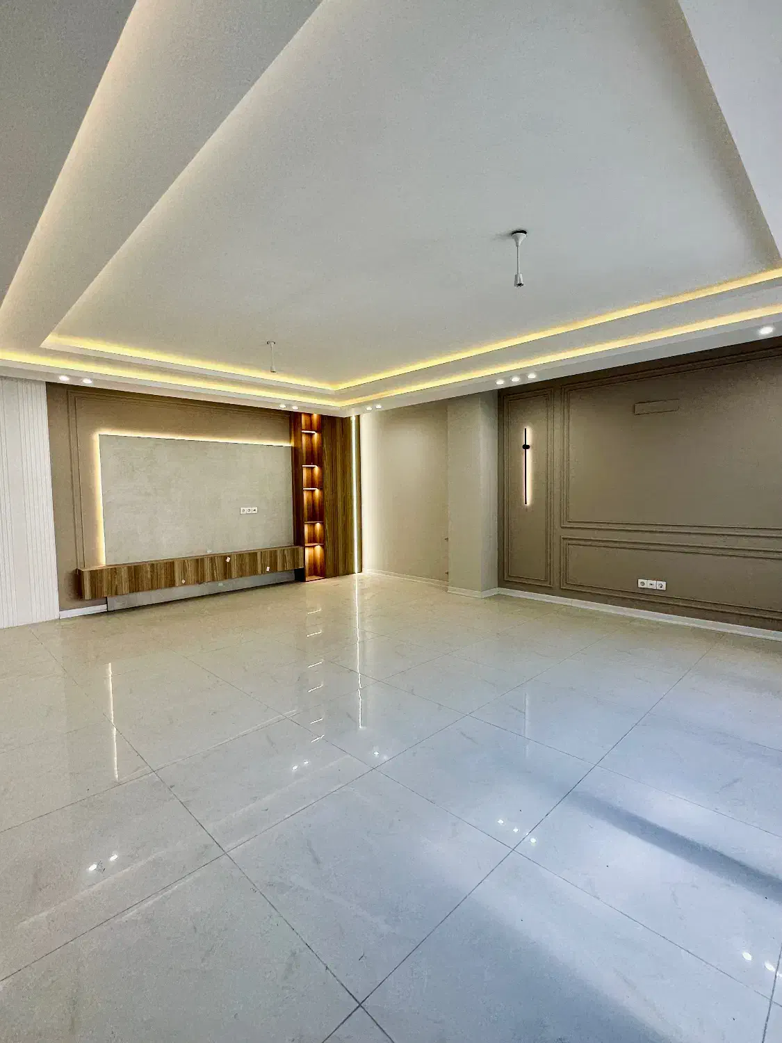 لوکیشن سرابی / برند لوکس / ۱۷۰ متری *|فروش آپارتمان|گنبد کاووس, |دیوار