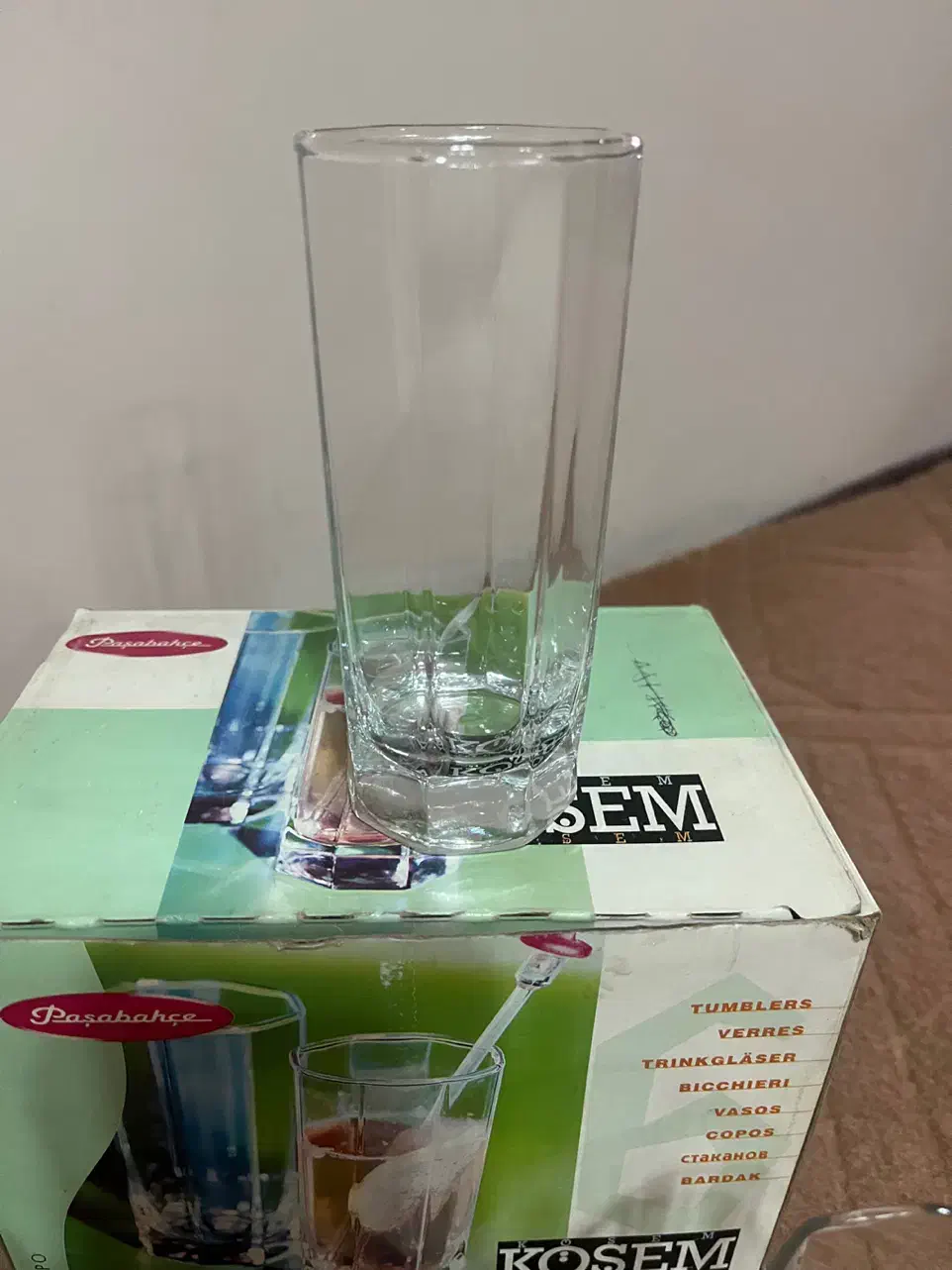 لیوان|ظروف نگهدارنده، پلاستیکی، یک‌بارمصرف|مشهد, شفا|دیوار