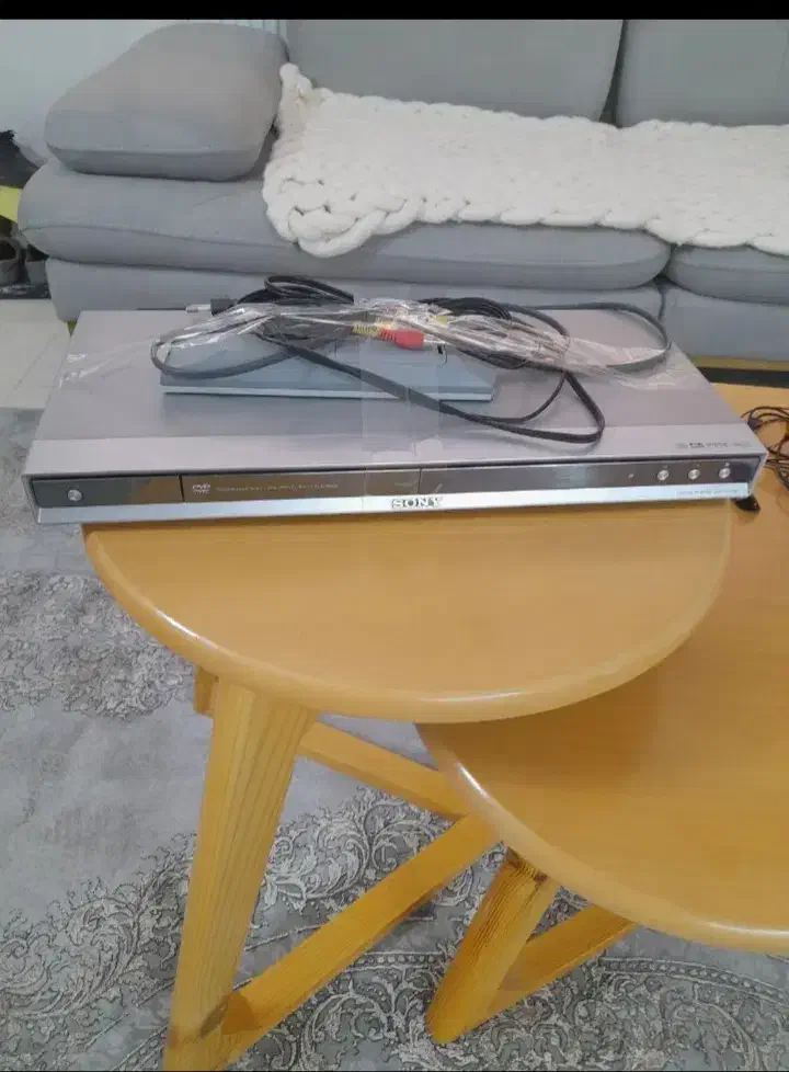 دستگاه دی  وی دی|پخش‌کننده DVD و ویدیو|اصفهان, شهرک شهید منتظری|دیوار