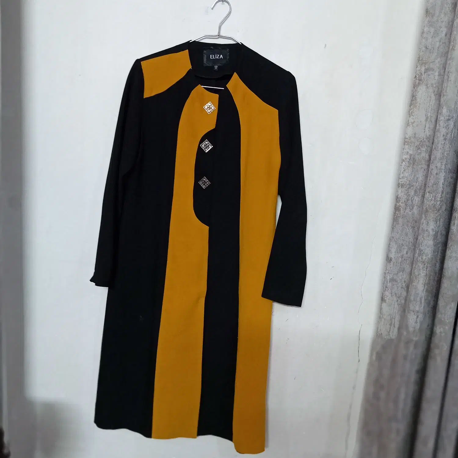 دو مدل مانتو در حد نو|لباس|کنگاور, |دیوار