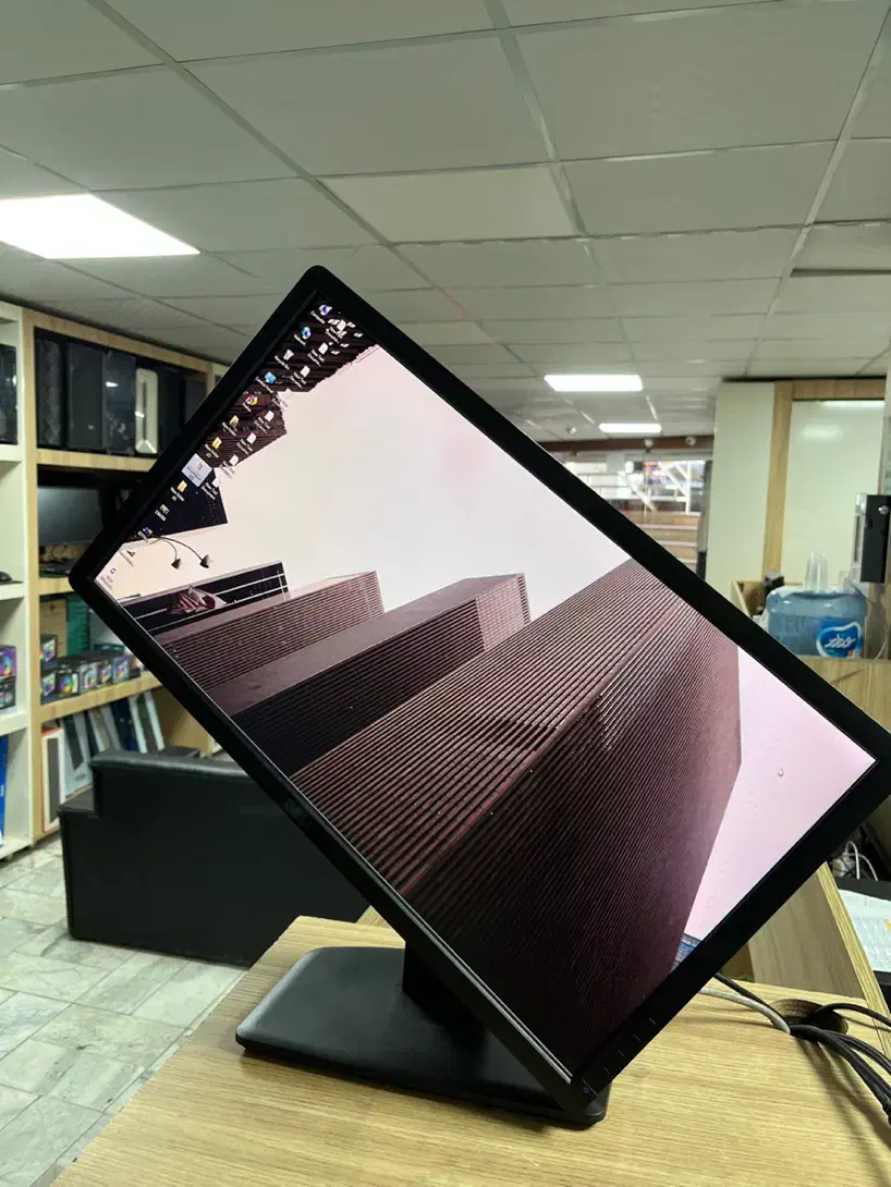 مانیتور ۲۳اینچ دل با کیفیت ips|قطعات و لوازم جانبی رایانه|کرج, شهرک فهمیده|دیوار