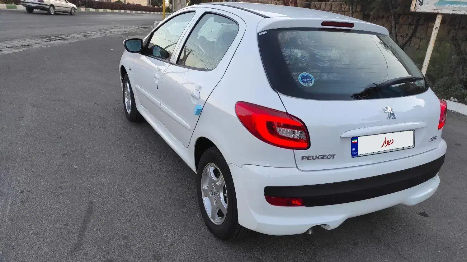 207|خودرو سواری و وانت|بانه, |دیوار