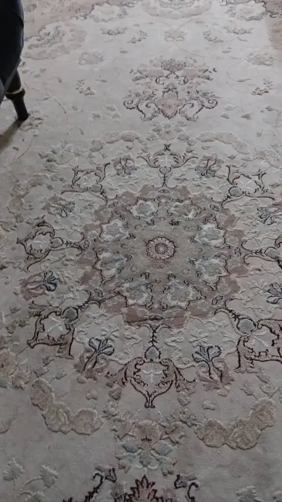 ۲تخته فرش ۹متری پاتریس گل برجسته کرم وصورتی|فرش|صومعه‌سرا, |دیوار