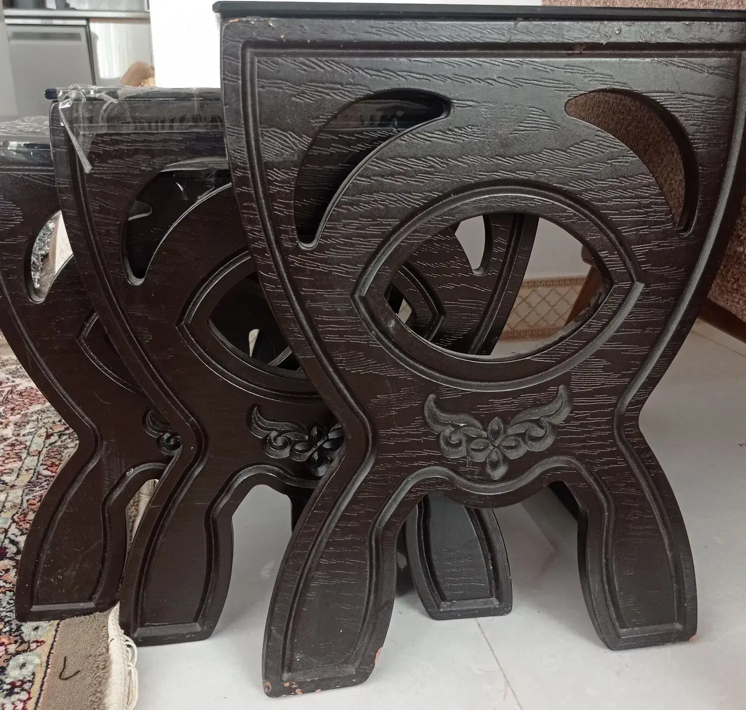 میزجلومبلی به همراه سه تاعسلی|مبلمان خانگی و میز عسلی|بهار, |دیوار