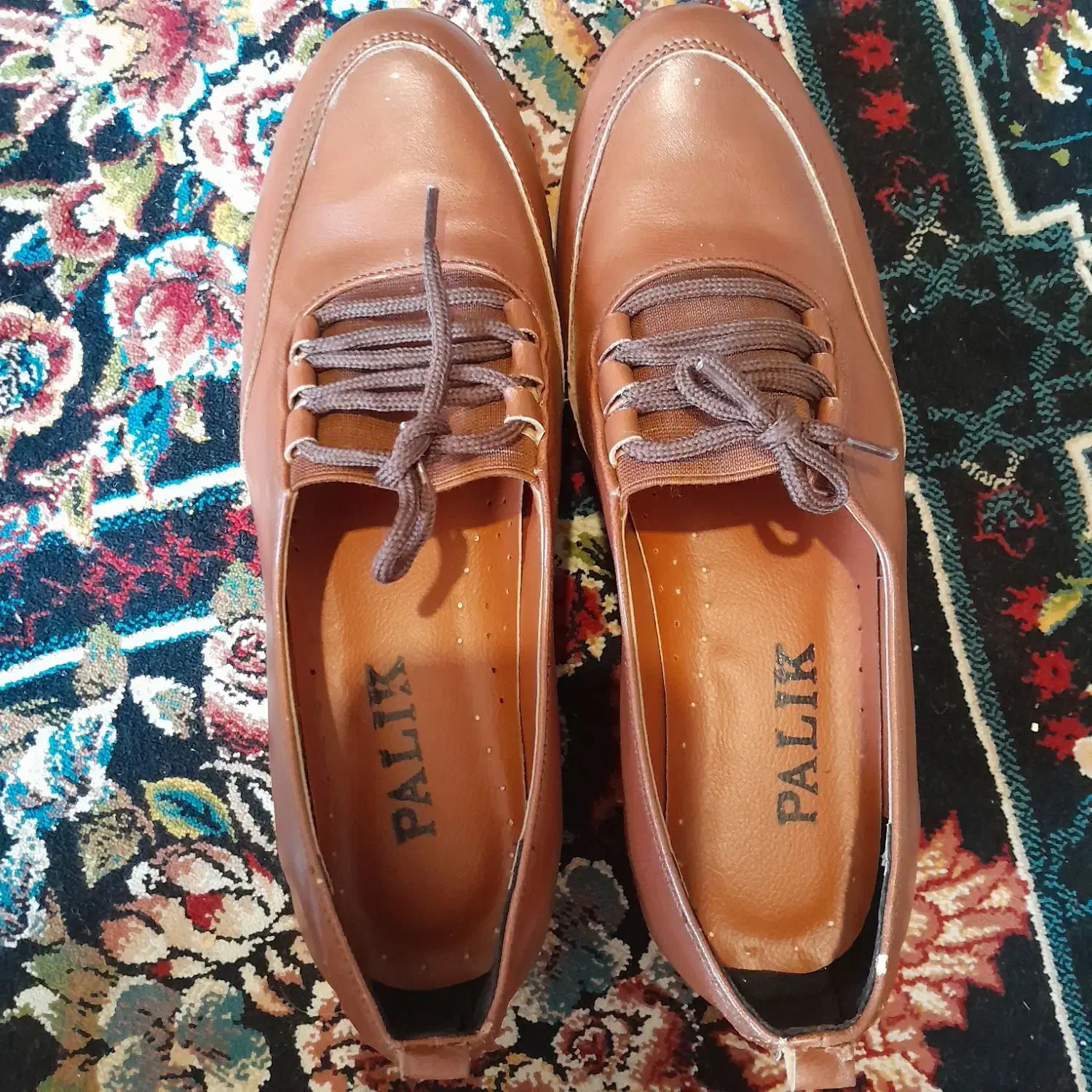 کفش|کیف، کفش، کمربند|اهواز, فاز ۲ پادادشهر|دیوار