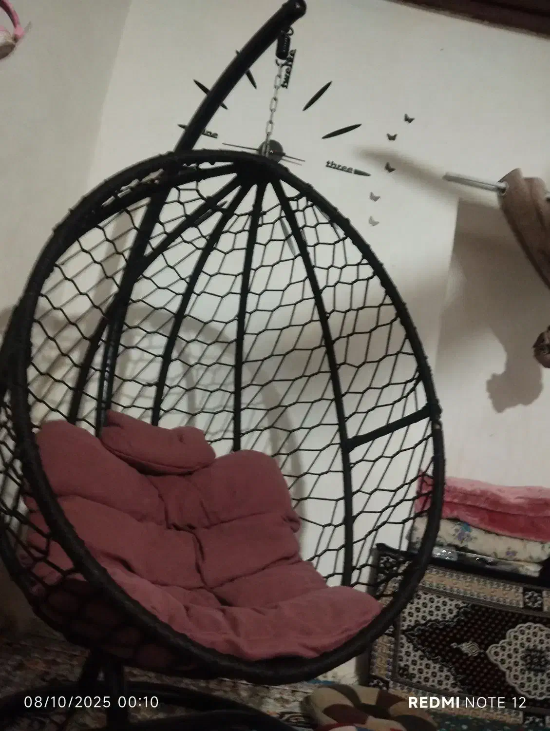 خونه کوچیکه جایی واسه این تاب|مبلمان خانگی و میز عسلی|گلوگاه, |دیوار