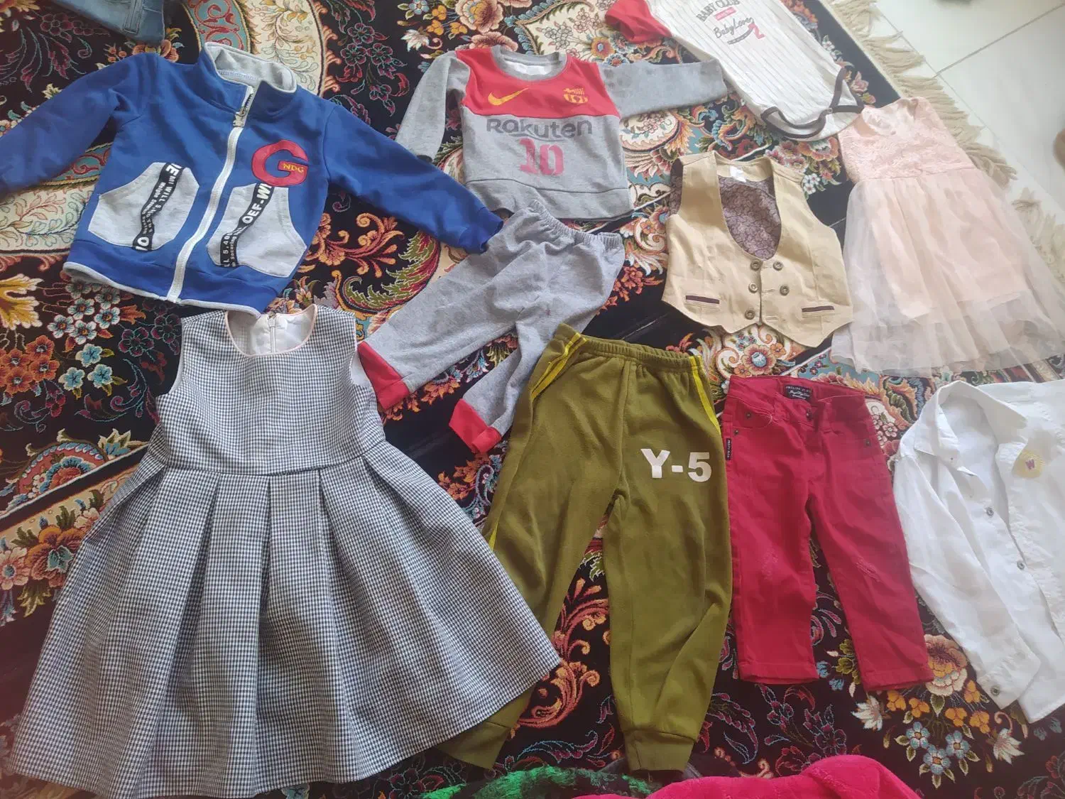 لباس یک سال تا دو سال دخترانه|کفش و لباس بچه|خرمآباد, |دیوار