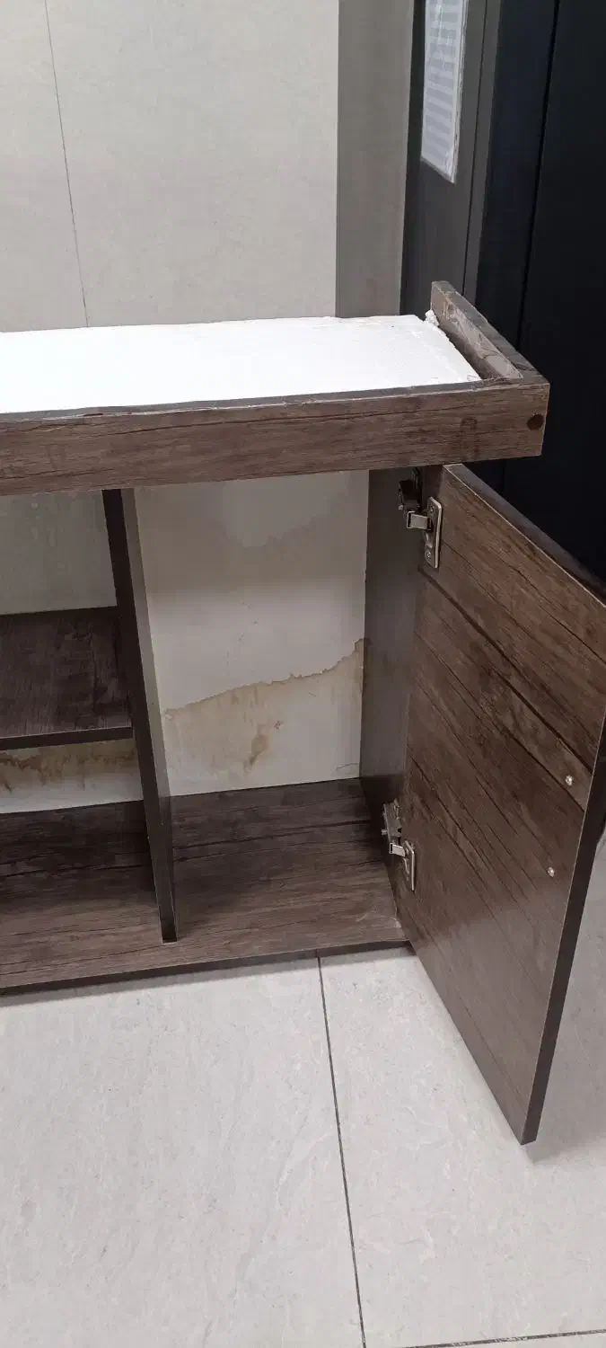 میز آکواریوم با شن و سنگ|ماهی|ری, علایین|دیوار