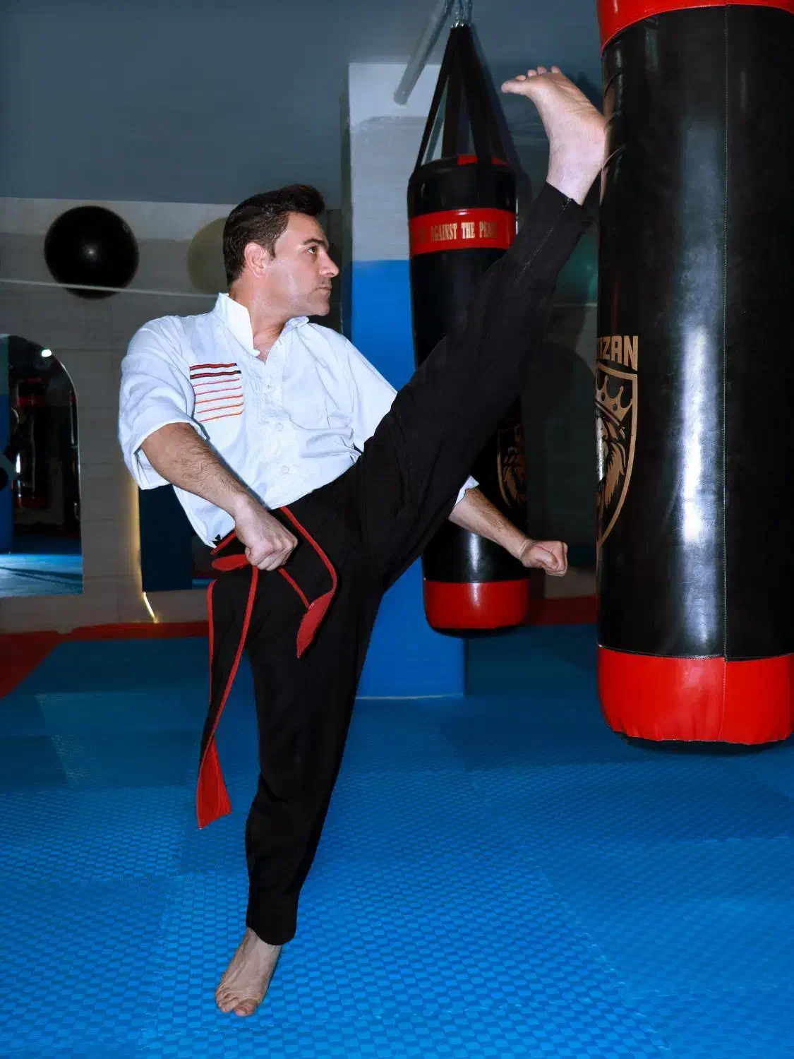 باشگاه رزمی رستمی|خدمات آموزشی|نیشابور, میدان حافظ|دیوار