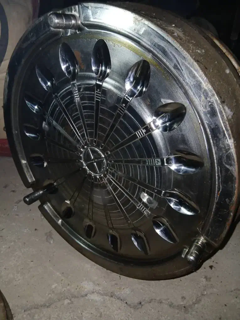 قالب قاشق یک بار مصرف در تزریق پلاستیک|ابزارآلات|تهران, آذربایجان|دیوار